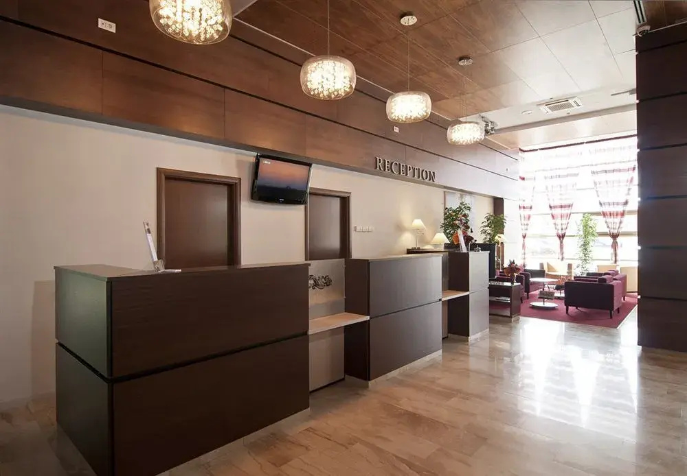 Hotel photo 12