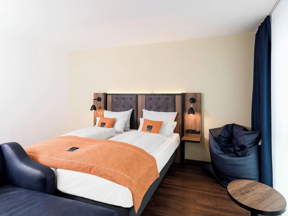 Premium Double room (full double bed)