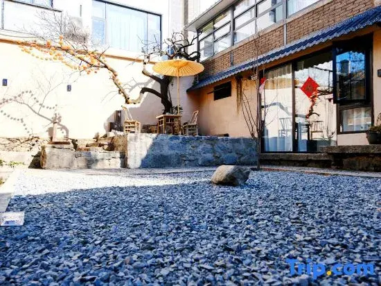 Song-style Guofeng Courtyard Sanqiuting CloudVilla(Dali Ancient City Shop)