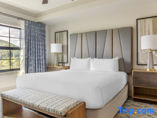 2 Bedrooms Quadruple Suite