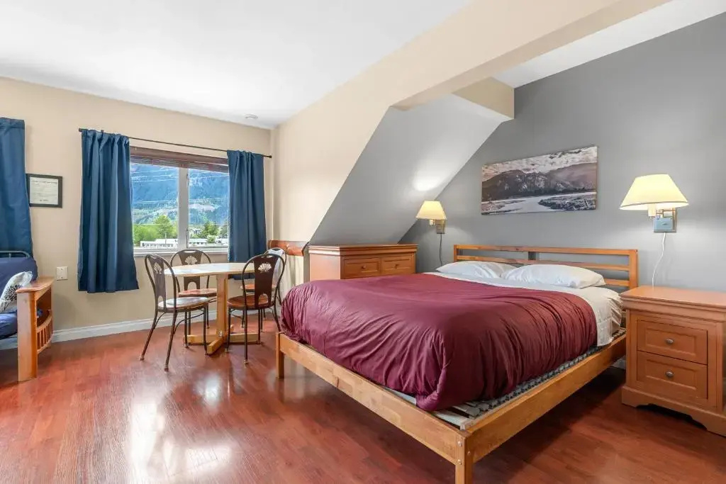 Squamish Adventure Inn & Hostel - фото 9