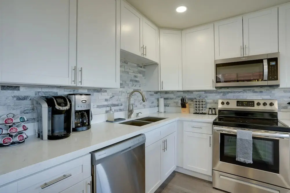 Hot Tub, Mountain Views: Scenic Prescott Home