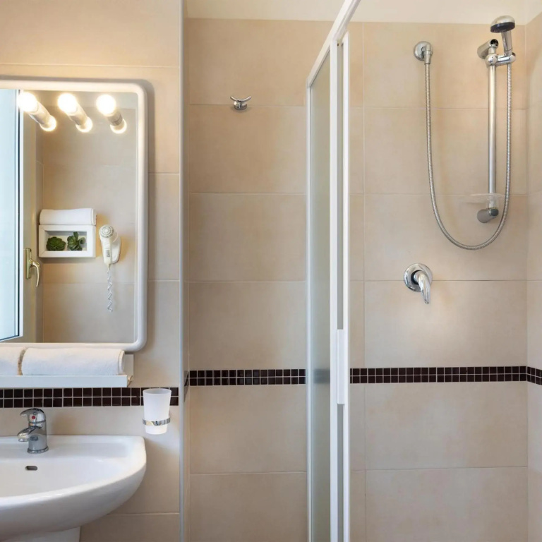 Hotel photo 28