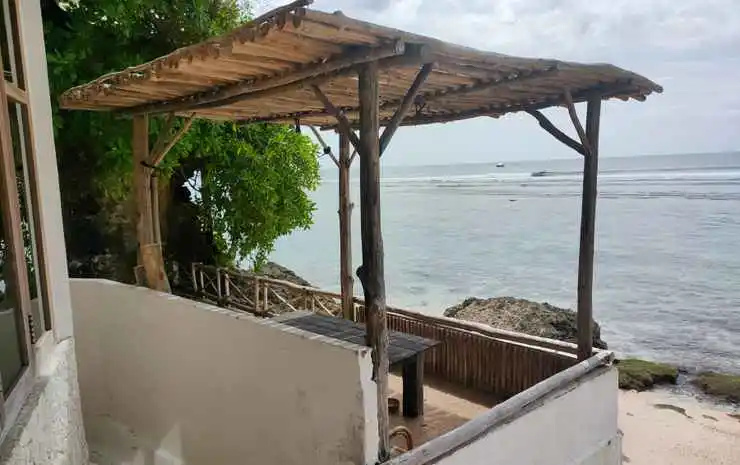 Beach & Waterfront