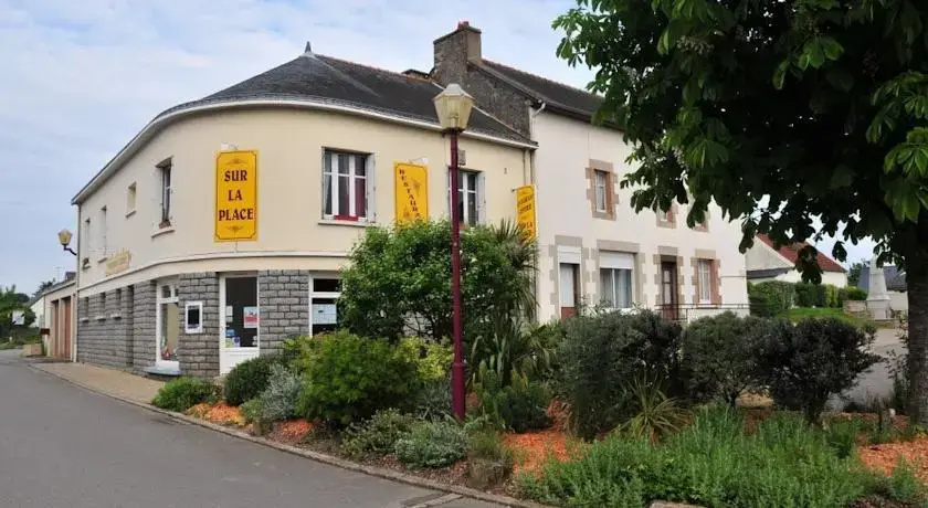 Sur la Place