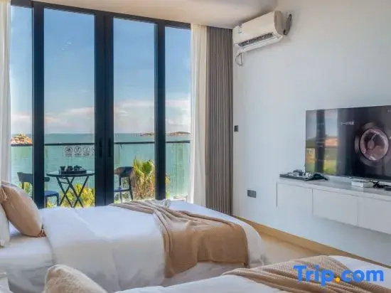 Standard room with balcony and with sea view