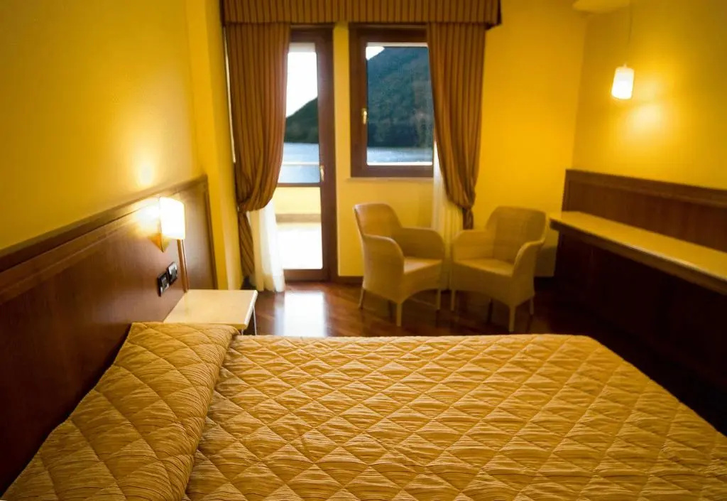 Hotel Ristorante Miralago - Chambres