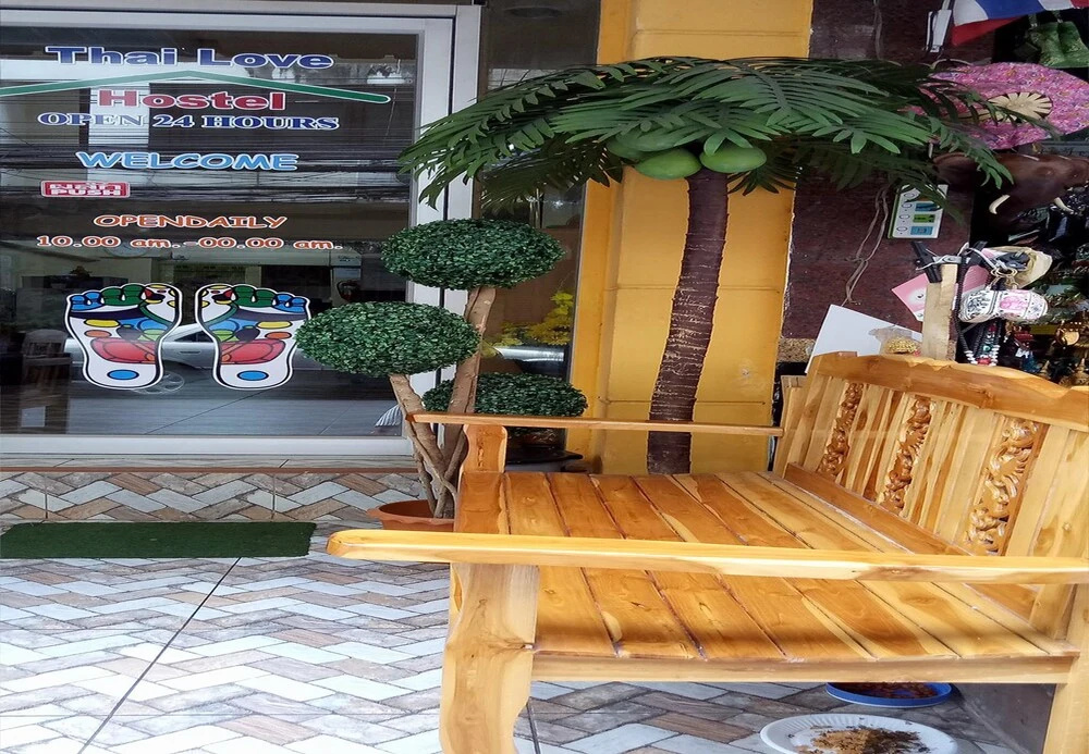 Thai Love Cafe & Hostel