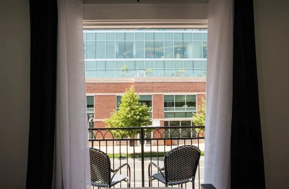 Balcony & Terrace