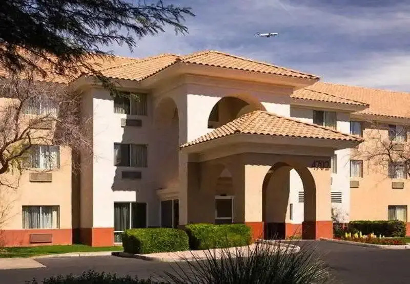 Fairfield Inn & Suites Phoenix Airport