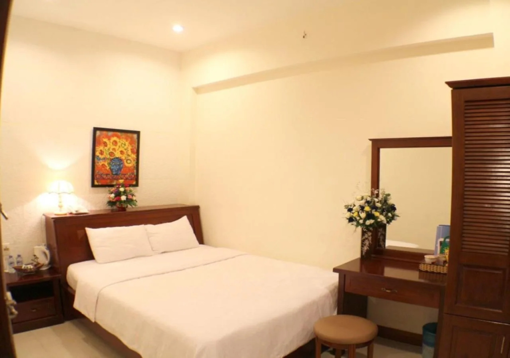 City Hotel 35 Luu Van Lang