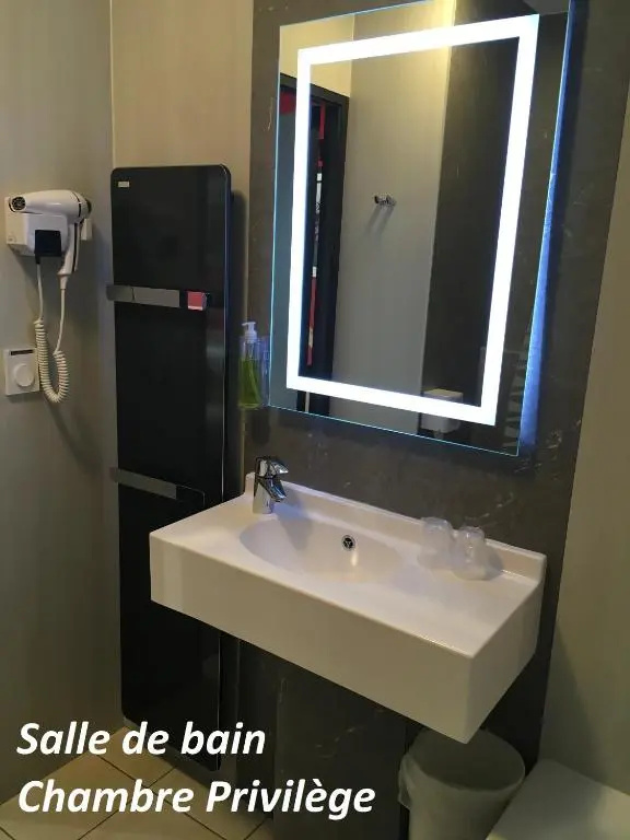 Brit Hotel Le Cottage - Chambres