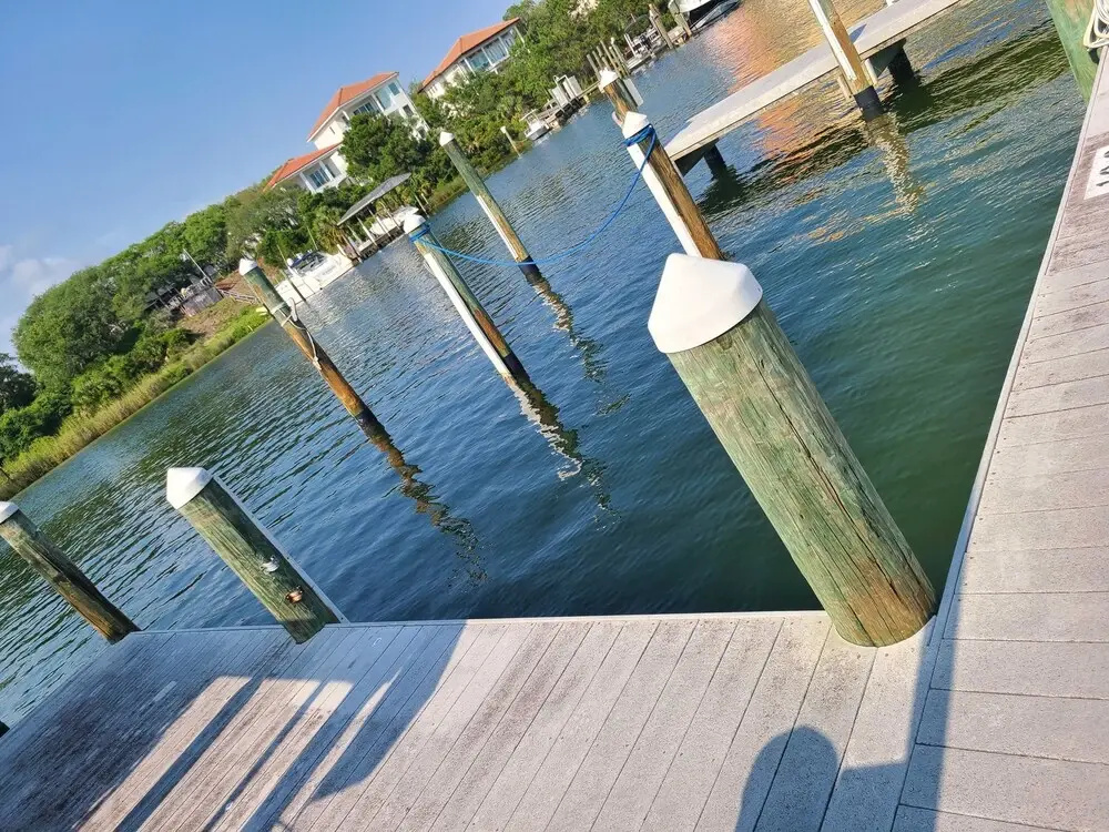 DP 601C is a Gorgeous 2 BR with Boat Slip by RedAwning