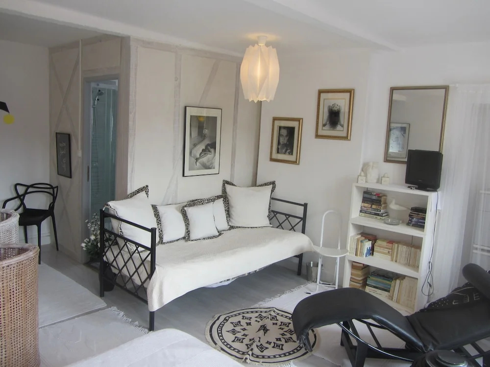 Voir la photo 2 — La Maison de Natasha