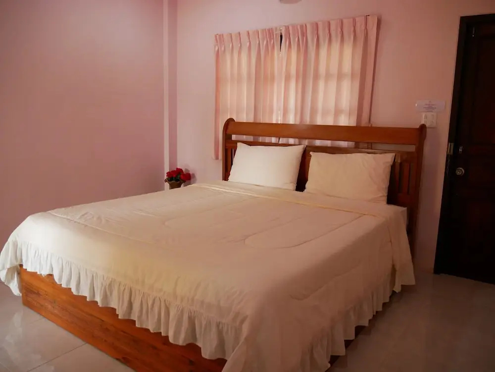 Suanluang Garden View Resort - Chambres