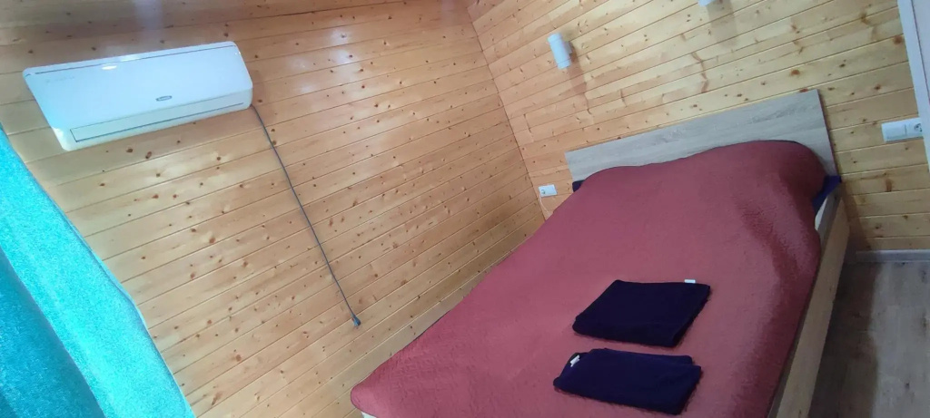 Standard Double Cottage (full double bed)