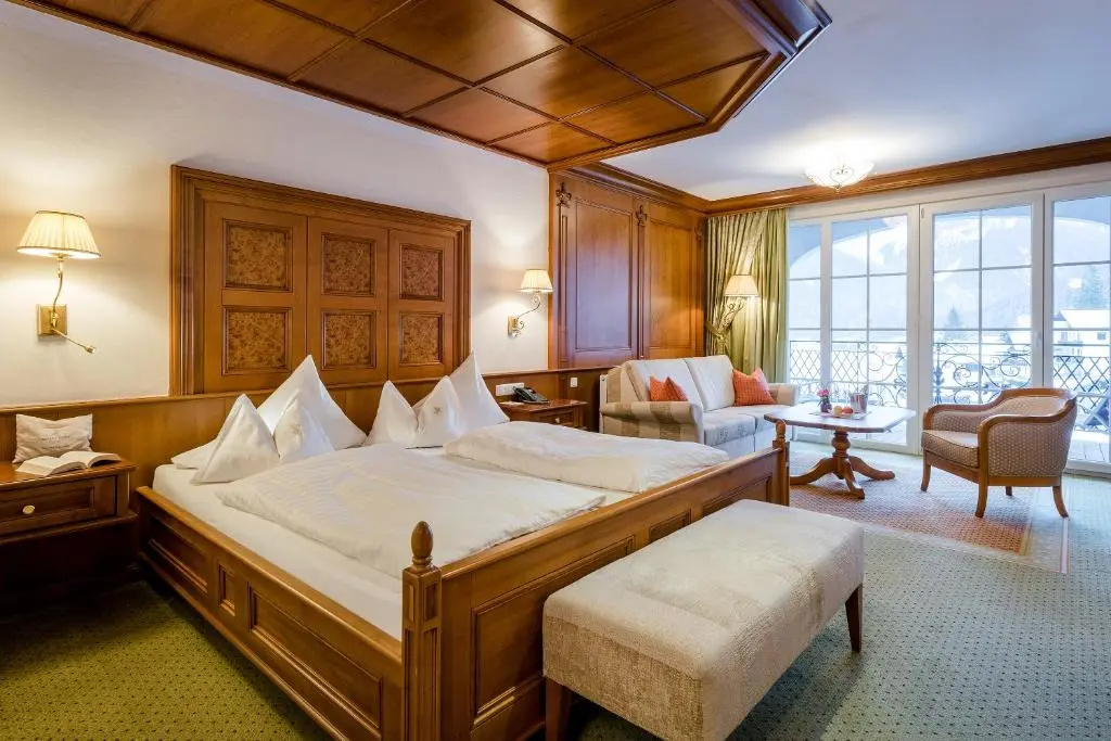 Hotel photo 11