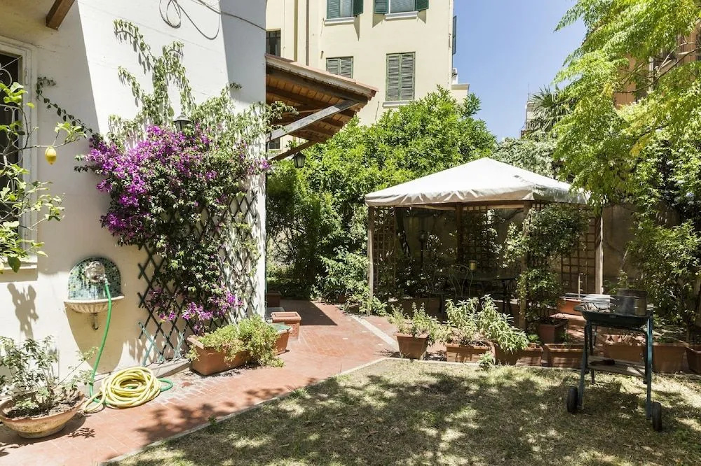 Lemon Tree Apartment Sistine Chapel
