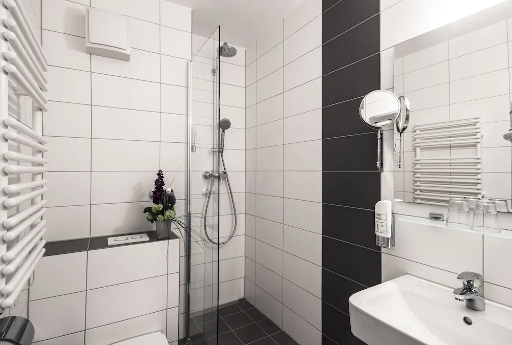 Superior Double room (full double bed)