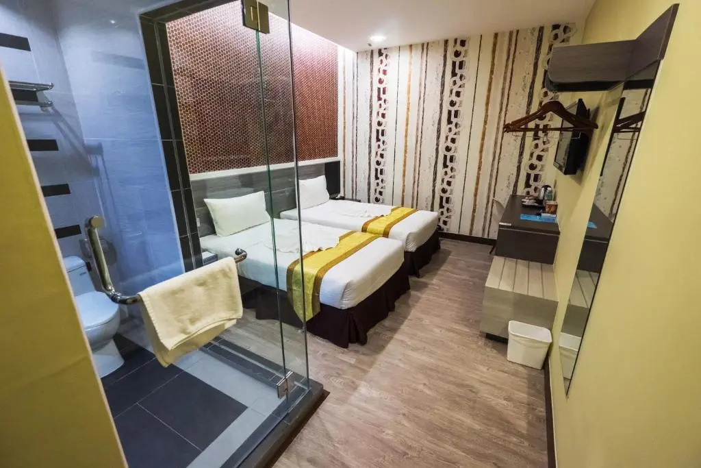 Superior Double room (full double bed)