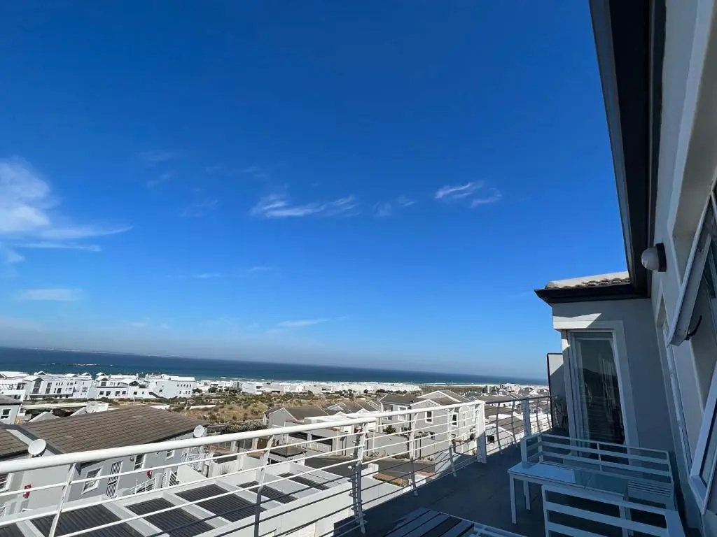 Beach & Waterfront