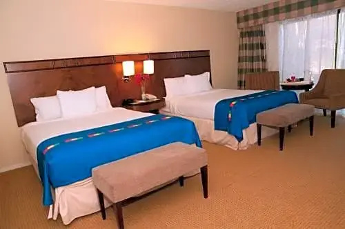 The Hotel Fresno - Chambres