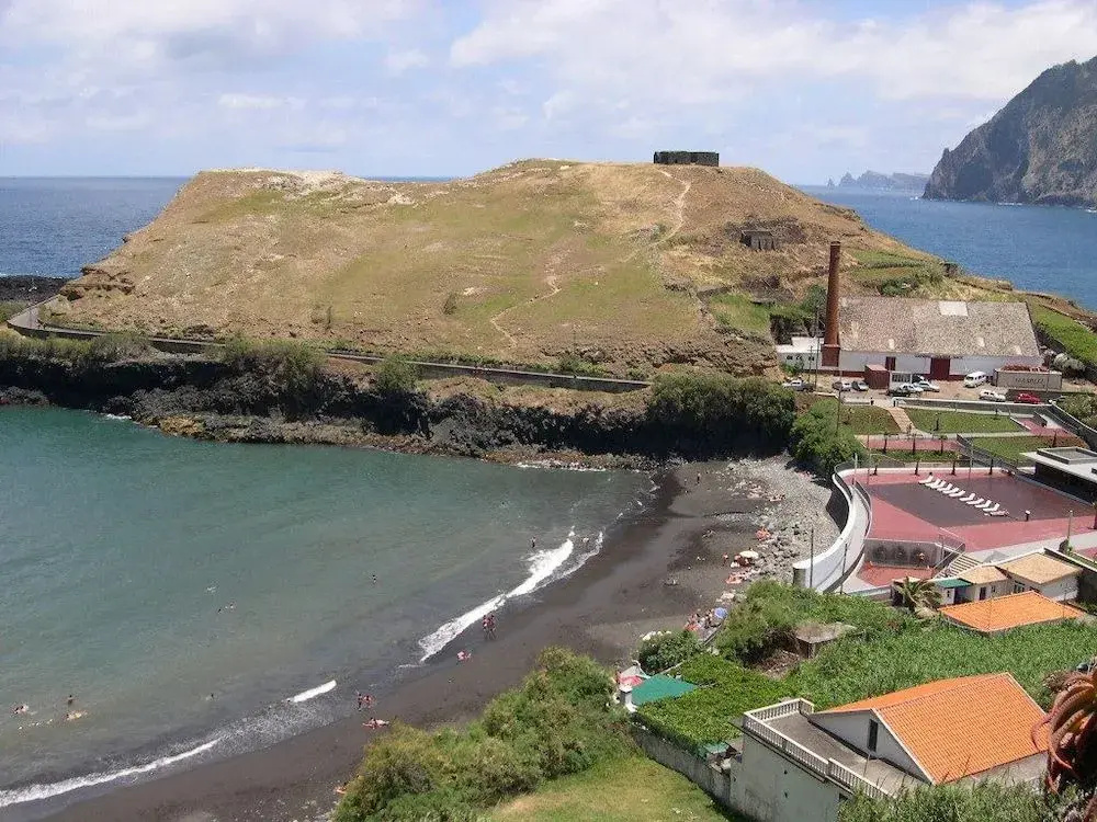 Beach & Waterfront