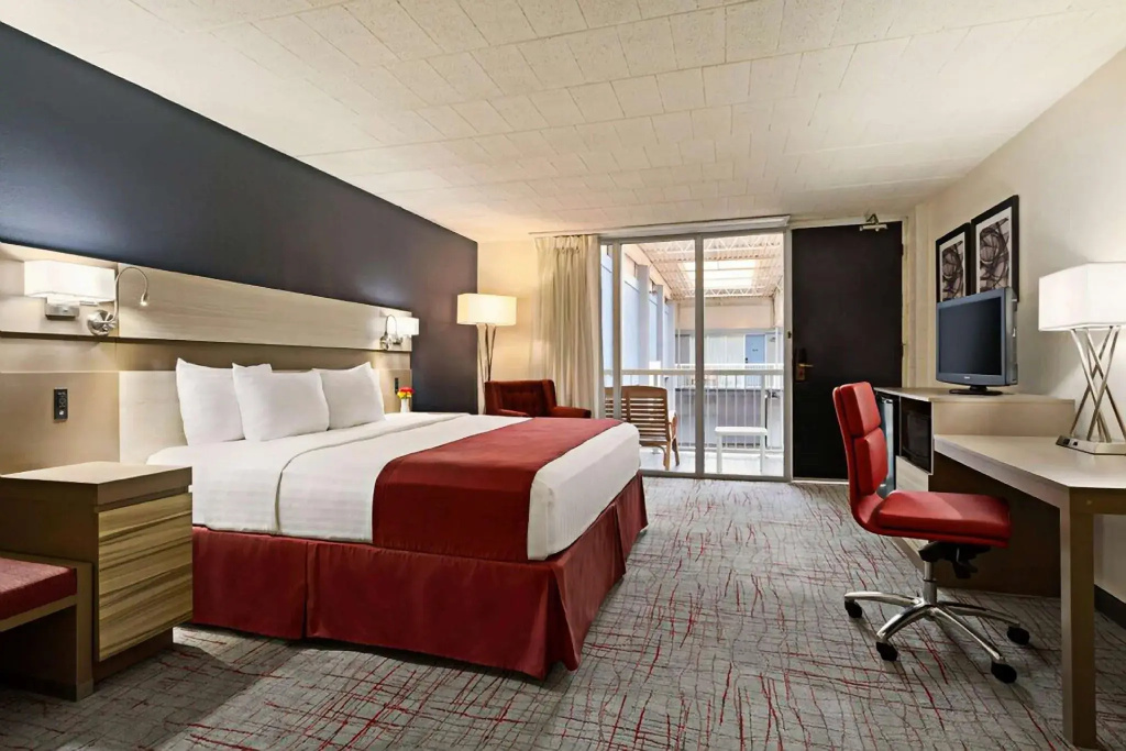Ramada by Wyndham Clarion - Chambres
