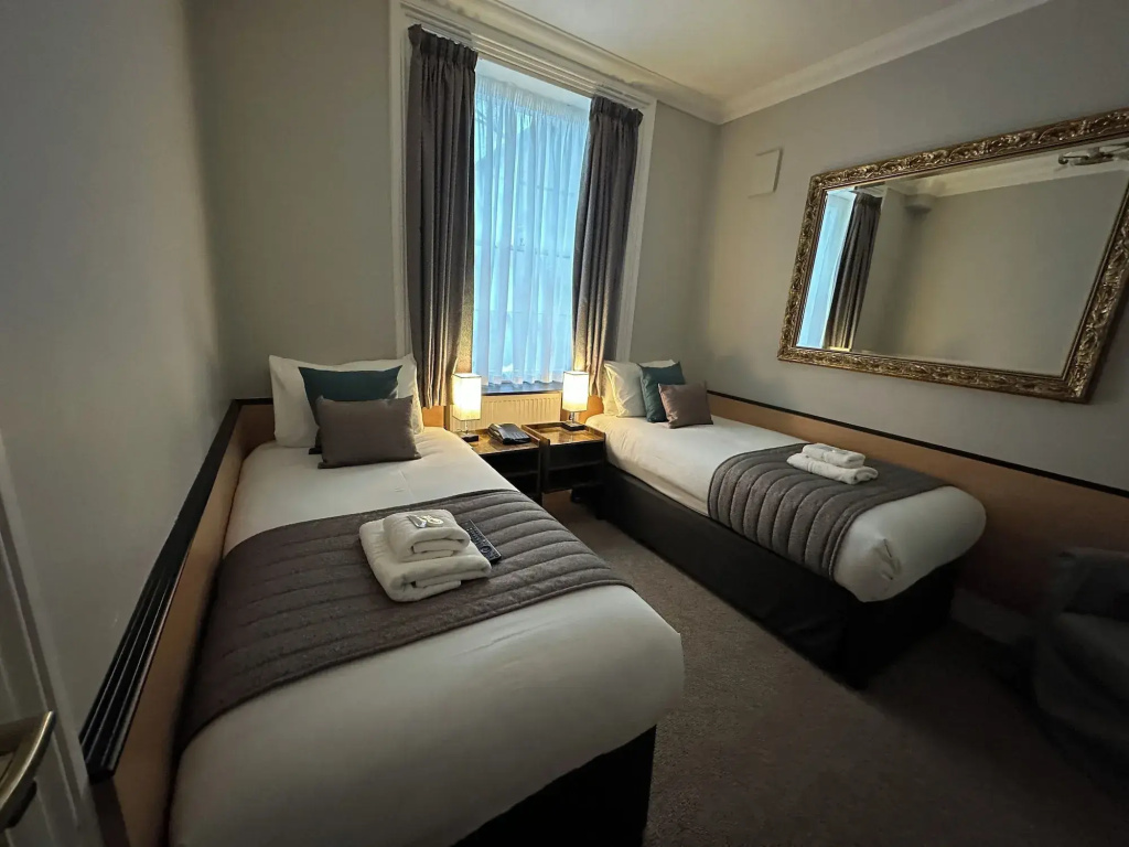 Tudor Court Hotel - Général