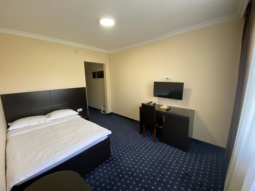 Hotel Kirovakan - Chambres
