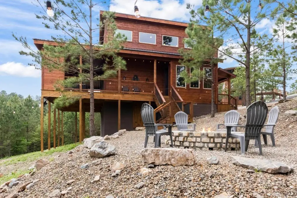 Brand New Lonesome Dove Lookout- 2 Bdrm