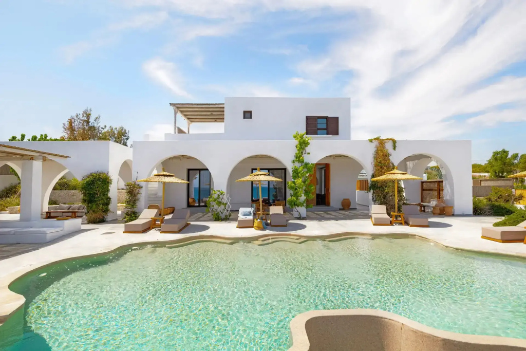 Beachfront Villa Crystalia