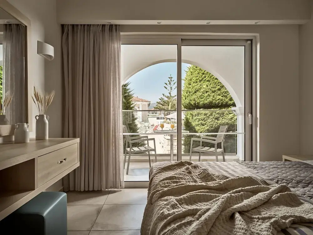 2 Bedrooms Superior Apartment with balcony
