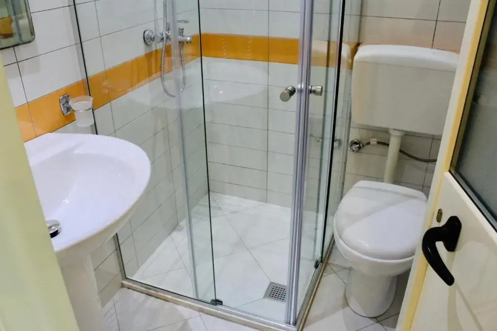 Standard Double room with sea view (full double bed)