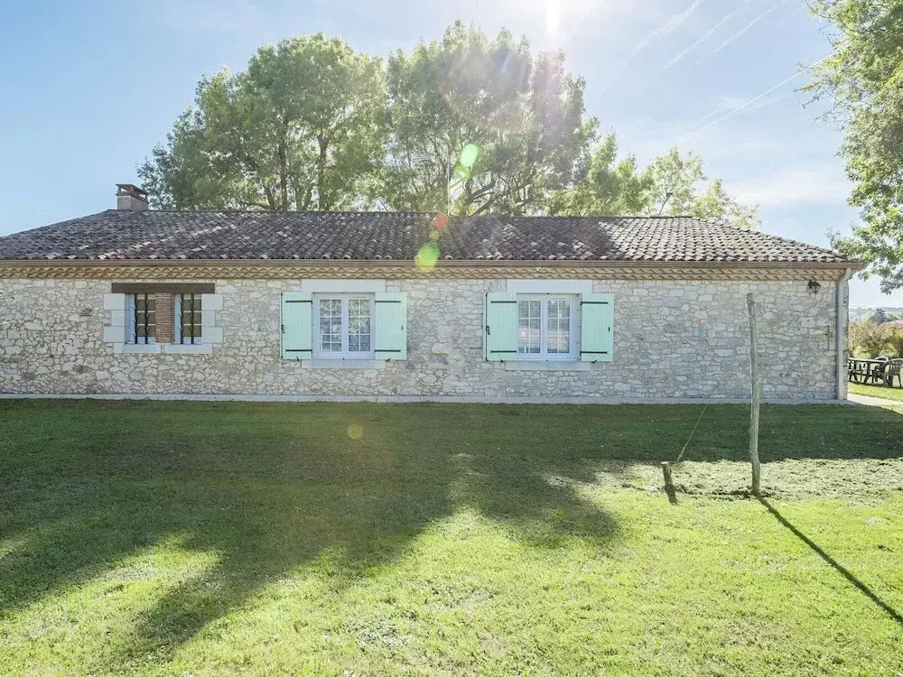 Spacious Holiday Home in Saint-nexans With Terrace