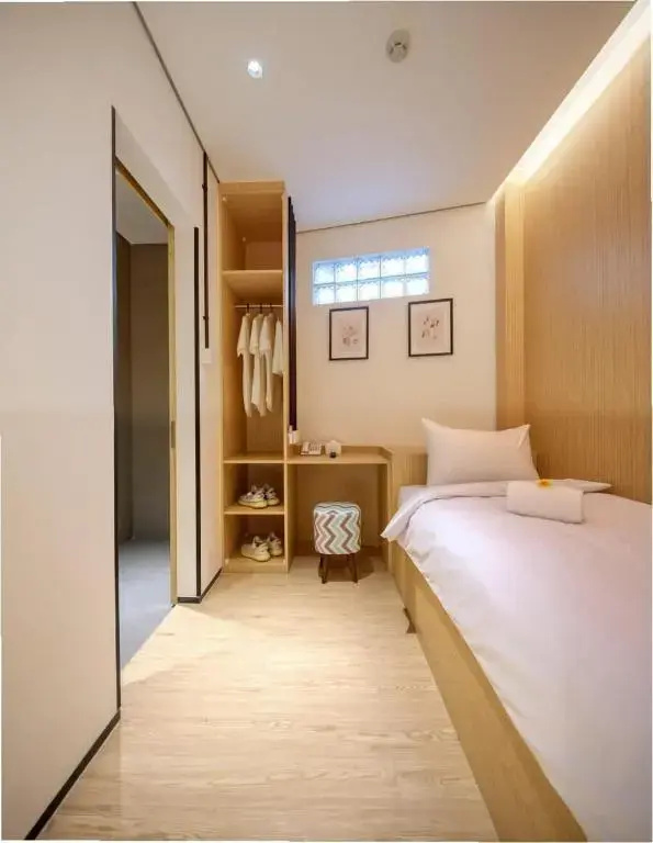 Deluxe Single room