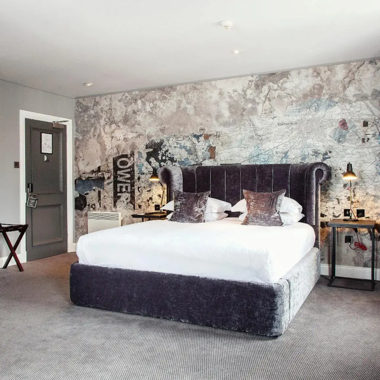 Standard Double Club room (full double bed)