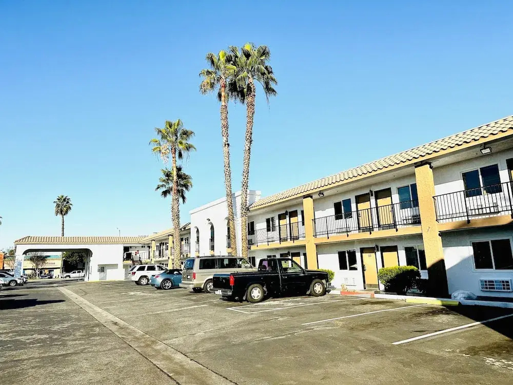 Casa Blanca Express & Suites Cypress Buena Park - Anaheim Area