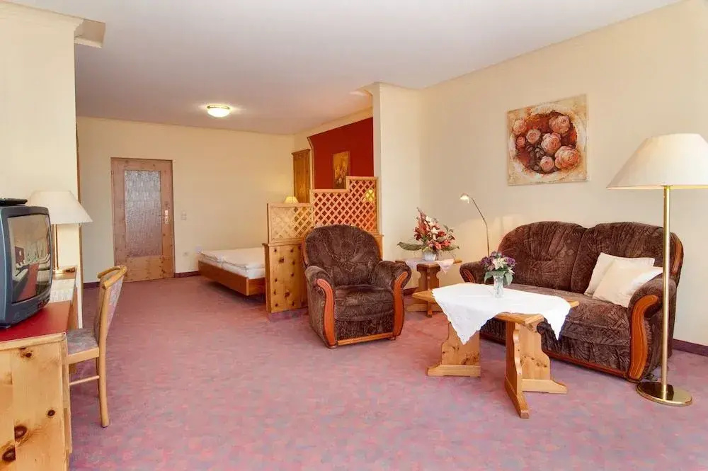 Lobby & Reception