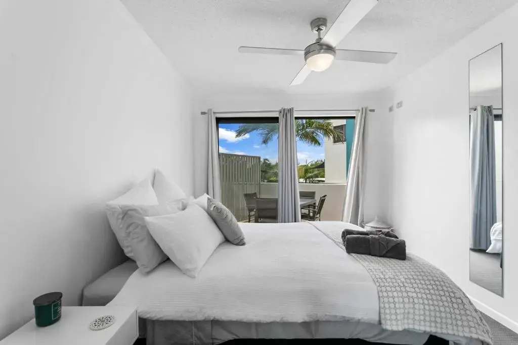 1 Bedroom Apartment with garden view