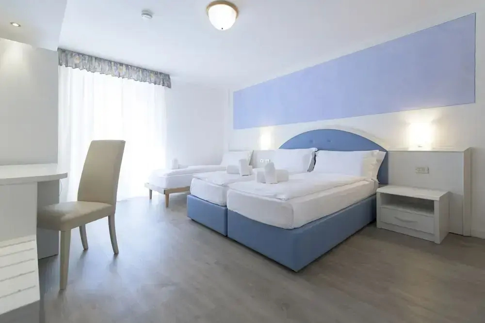 Comfort Triple room