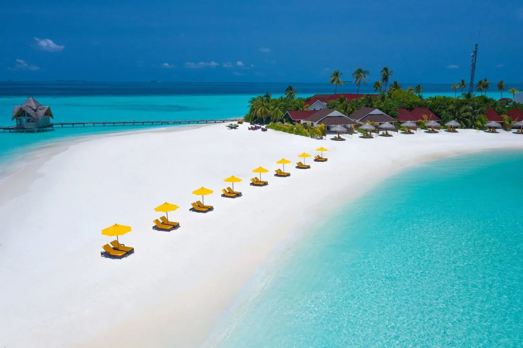 Beach & Waterfront