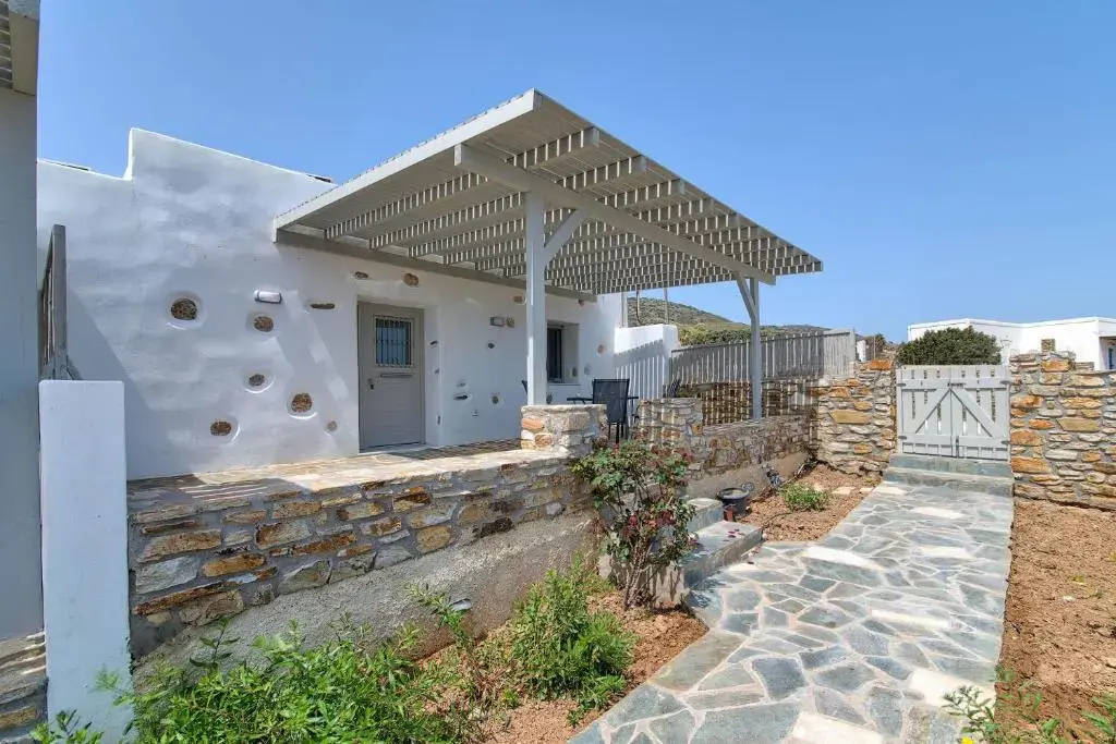 Sand & Waves House