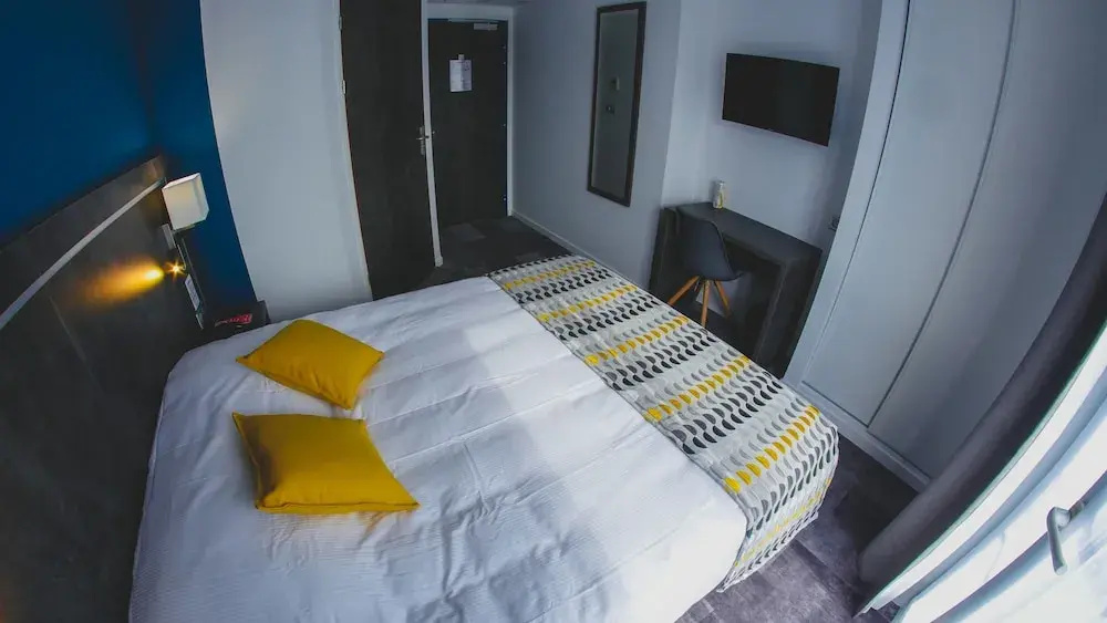 Comfort room