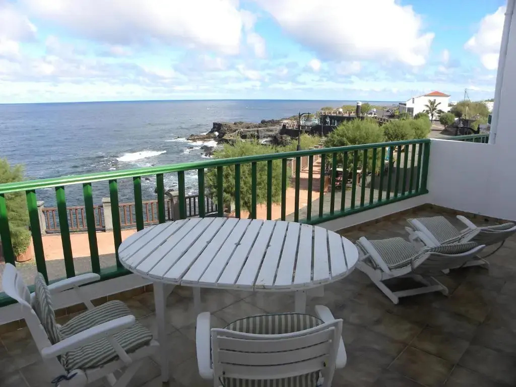Apartamento en piscinas naturales.