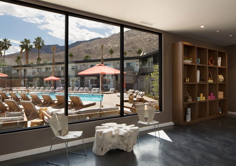 V Palm Springs by null
