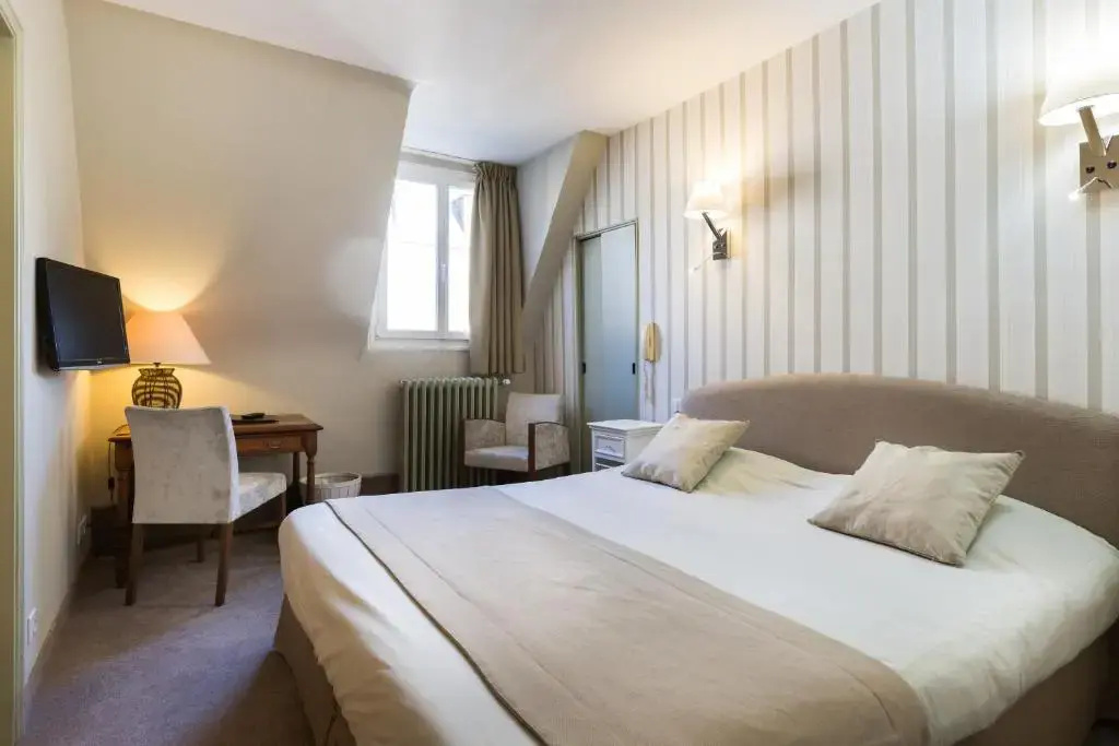 Inter-Hotel Les Ajoncs D'Or - Chambres