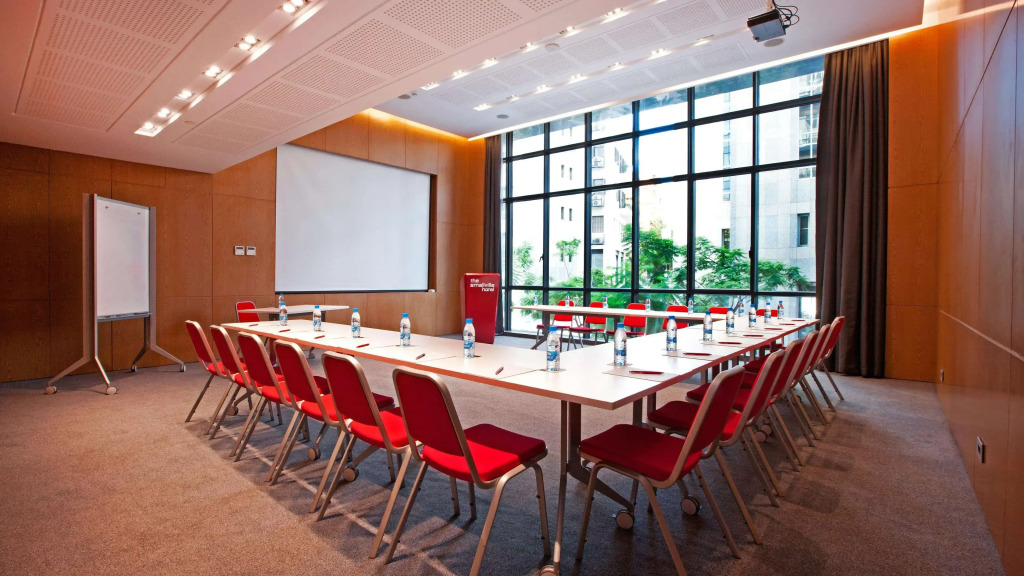 The Smallville Hotel - фото 35