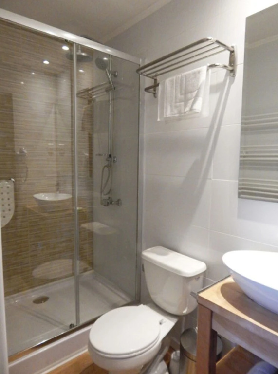 Трёхместный номер Standard c 1 комнатой в Hostal Buenavista Patagonia