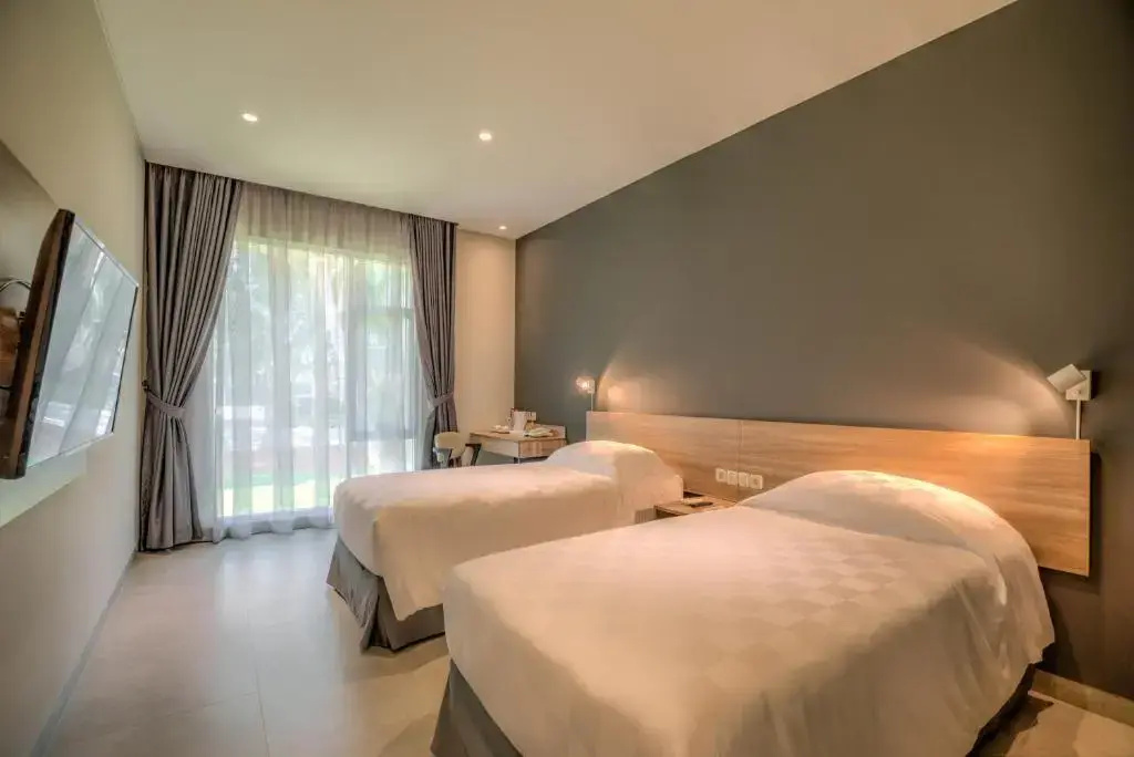 Superior Double room (full double bed)